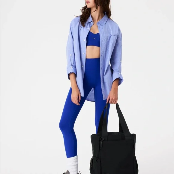 Beis The Sport Tote in Black - Picture 7 of 7